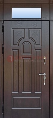Железная дверь с фрамугой в коричневом цвете ДФГ-22 в Тихвине