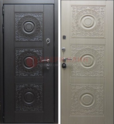 Темная стальная дверь с МДФ ДМ-161 для коттеджа в Тихвине