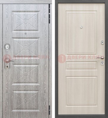 Железная серая дверь со светлой МДФ ДМ-302 в Тихвине