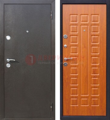 Коричневая стальная дверь с порошковым напылением ДП-202 в Тихвине