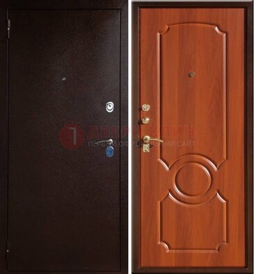 Темная железная дверь с порошковым напылением ДП-46 в Тихвине
