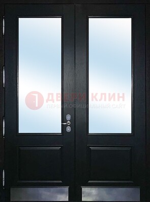 Черная двухстворчатая металлическая дверь со стеклом ДС-25 в Тихвине