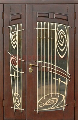 Коричневая железная дверь с большим стеклом и ковкой ДСК-203 в Тихвине