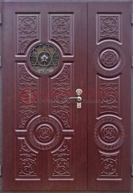 Красная железная дверь Винорит со стеклом и ковкой ДСК-235 в Тихвине