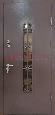 Металлическая дверь Порошок с небольшим стеклом и ковкой ДСК-282 в Тихвине